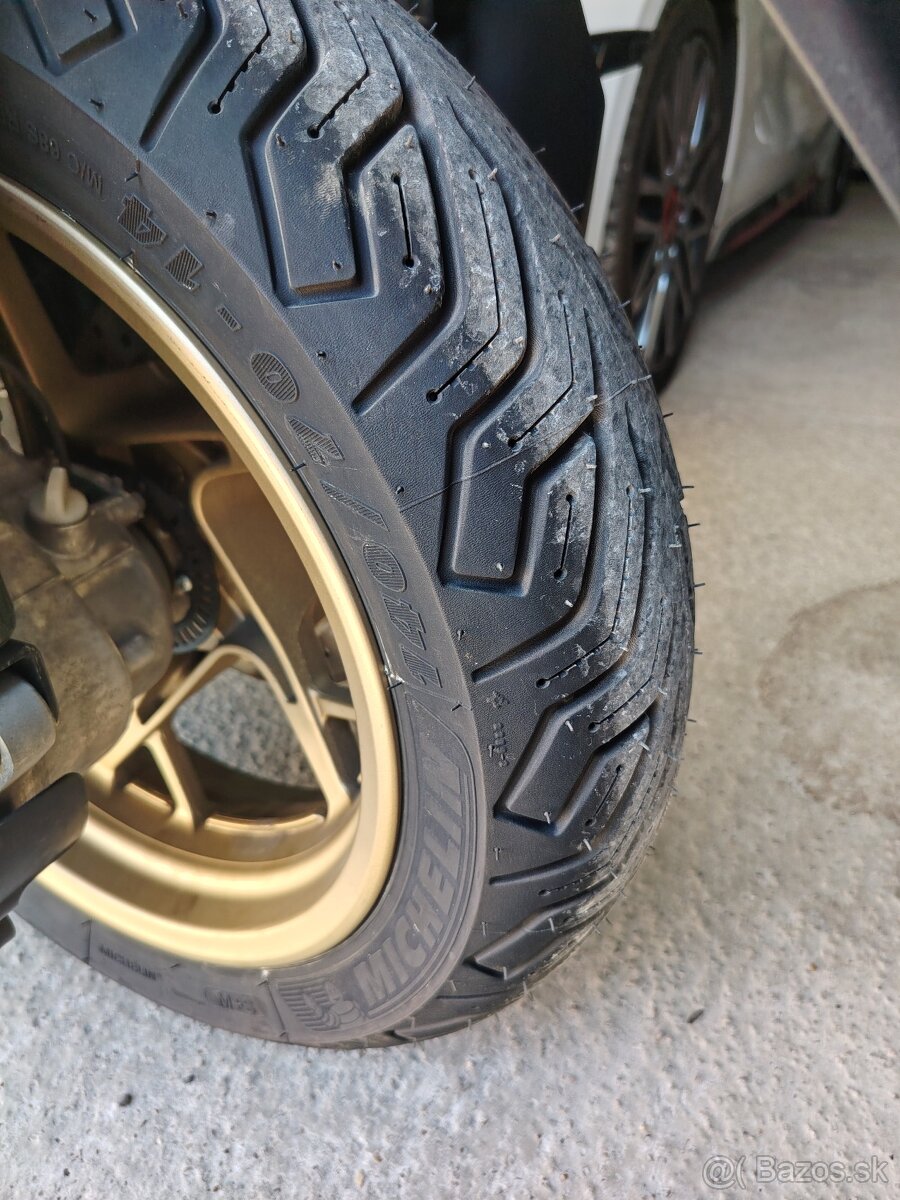 Yamaha Xmax 300 Techmax - 8