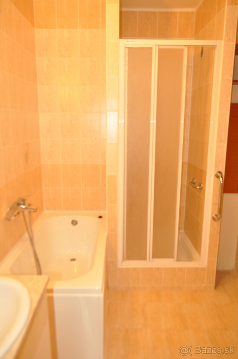 Prenájom bytu 3+1 s Loggiou, sídl. Tarča, Sp. Nová Ves - 8