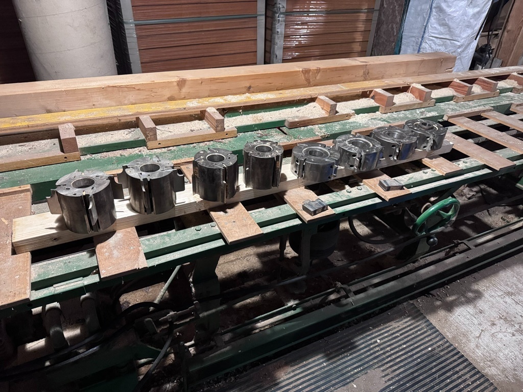 hoblovačka TOS FWC 50,2 štorstranna freza - 8