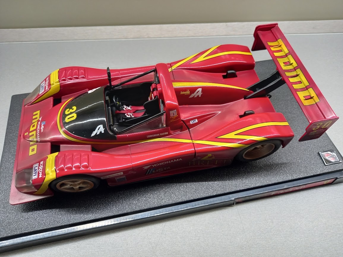 FERRARI 333 SP MOMO HOTWHEELS 1:18 č.2 - 8
