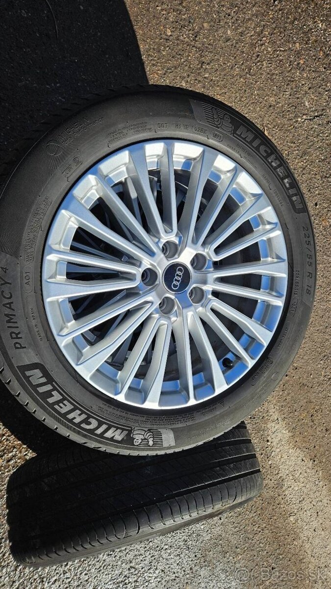 Originální Audi R18 8J ET39 – kvalitní Michelin – - 8