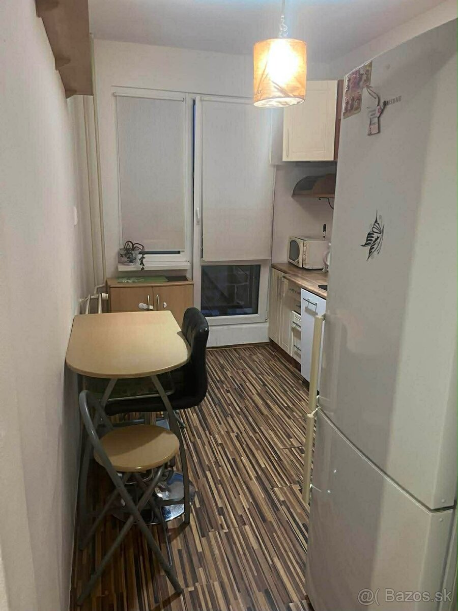 Prenajmem 3i byt - 8