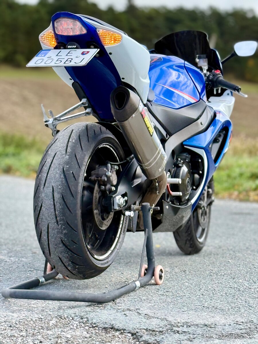Suzuki Gsxr 1000 K8 - 8