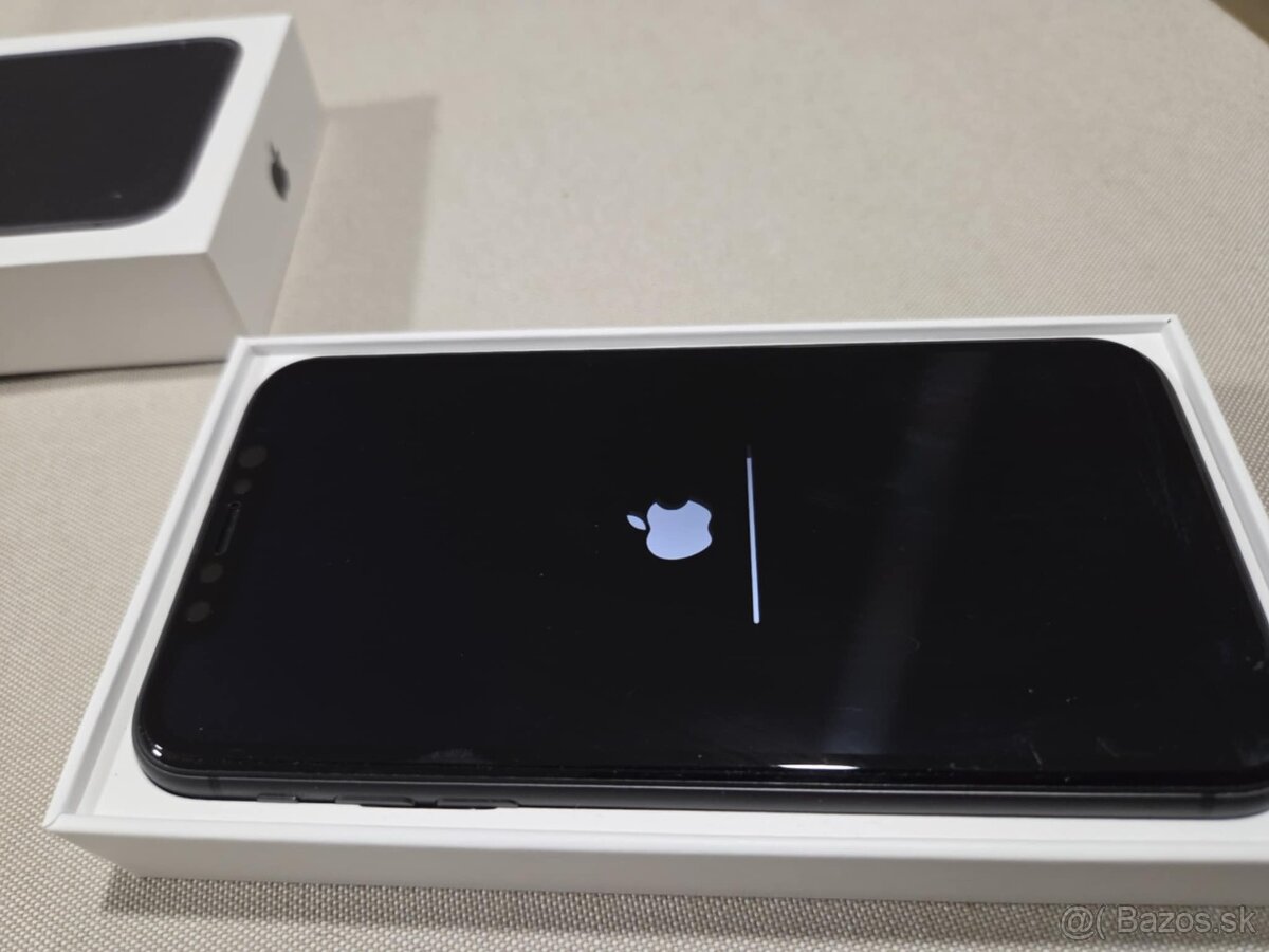 iPhone 11, 64 GB, čierny – výborný stav - 8