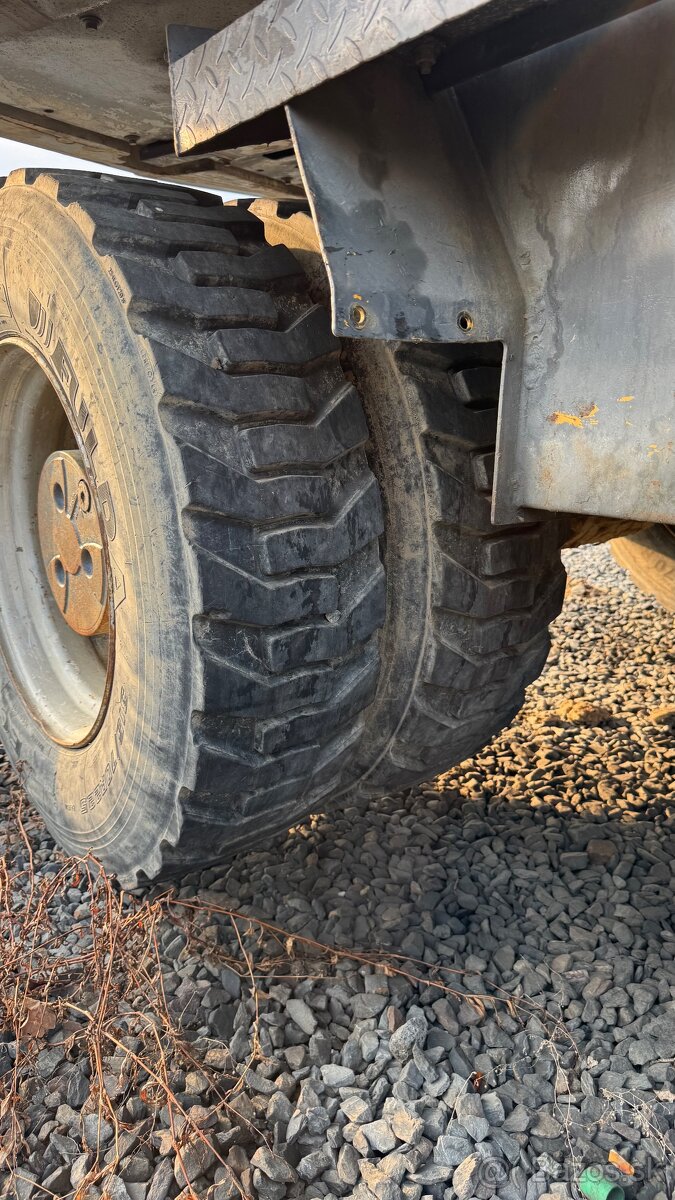 Kolové rypadlo VOLVO EW 180C - 8