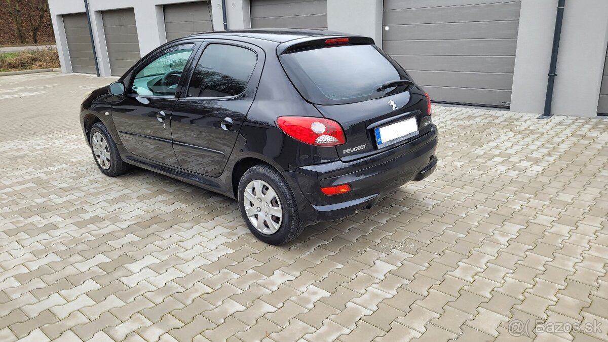 Peugeot 206+ - 8