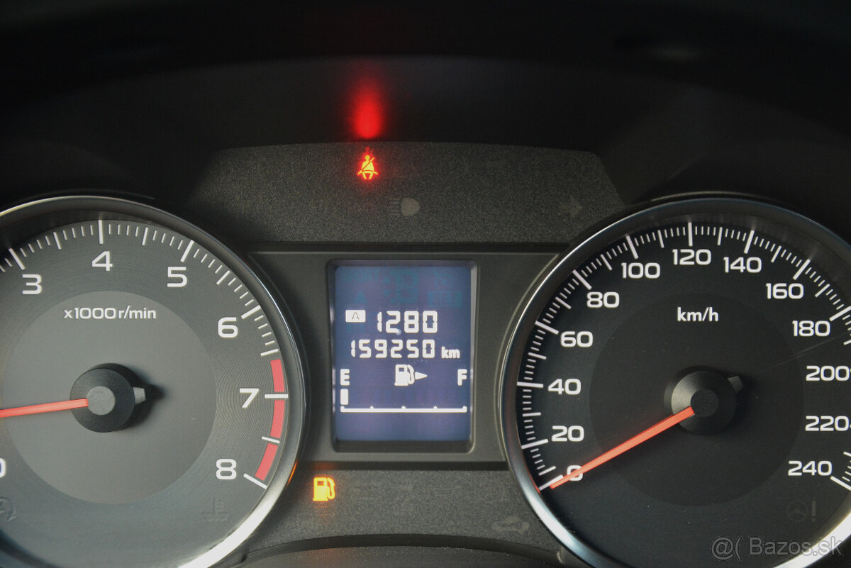 Subaru XV 1.6 Benzín Comfort 4×4 - 8