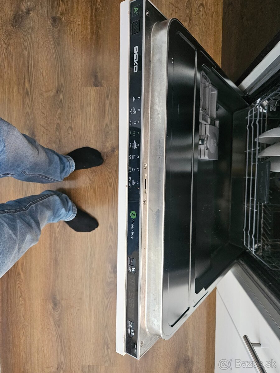 Predam umyvacku riadu Beko DIN5835 - 8