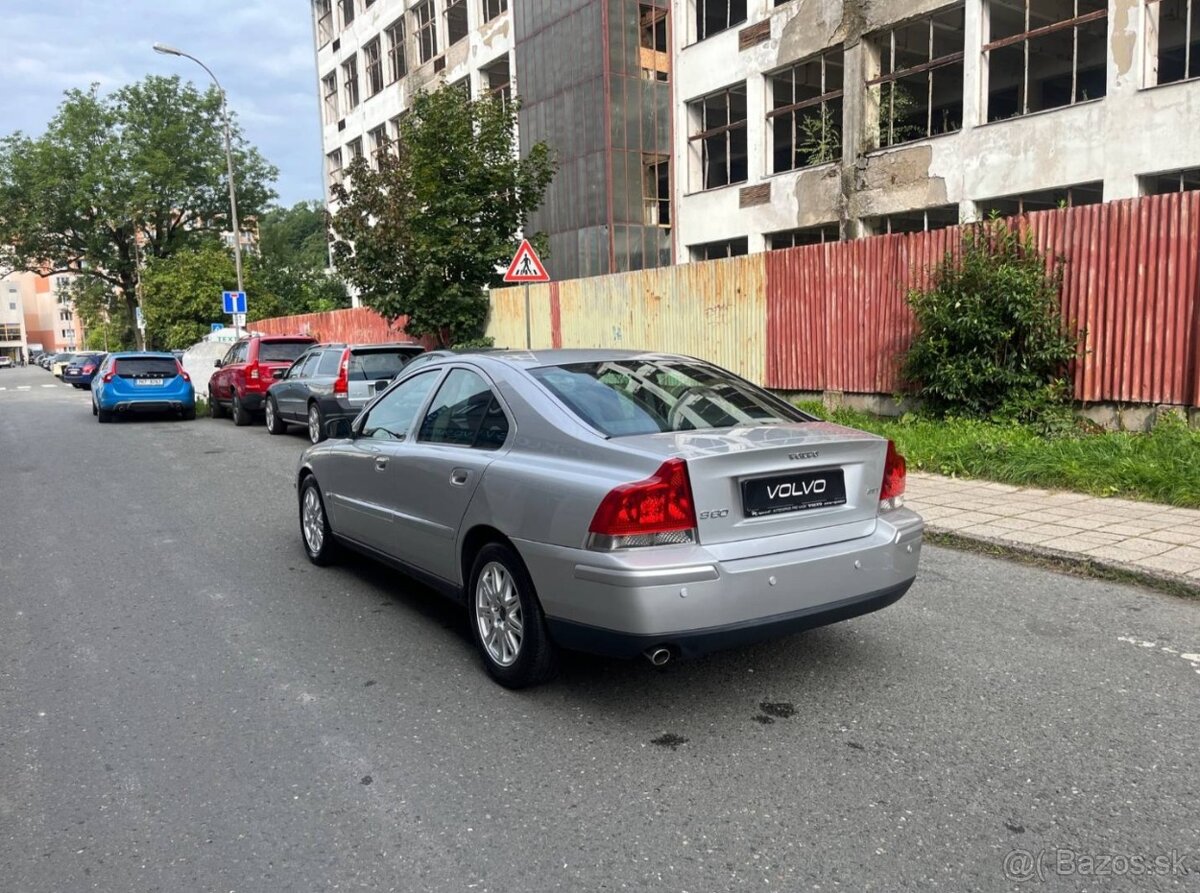 Volvo S60 2.5T 154kW Automat - 8