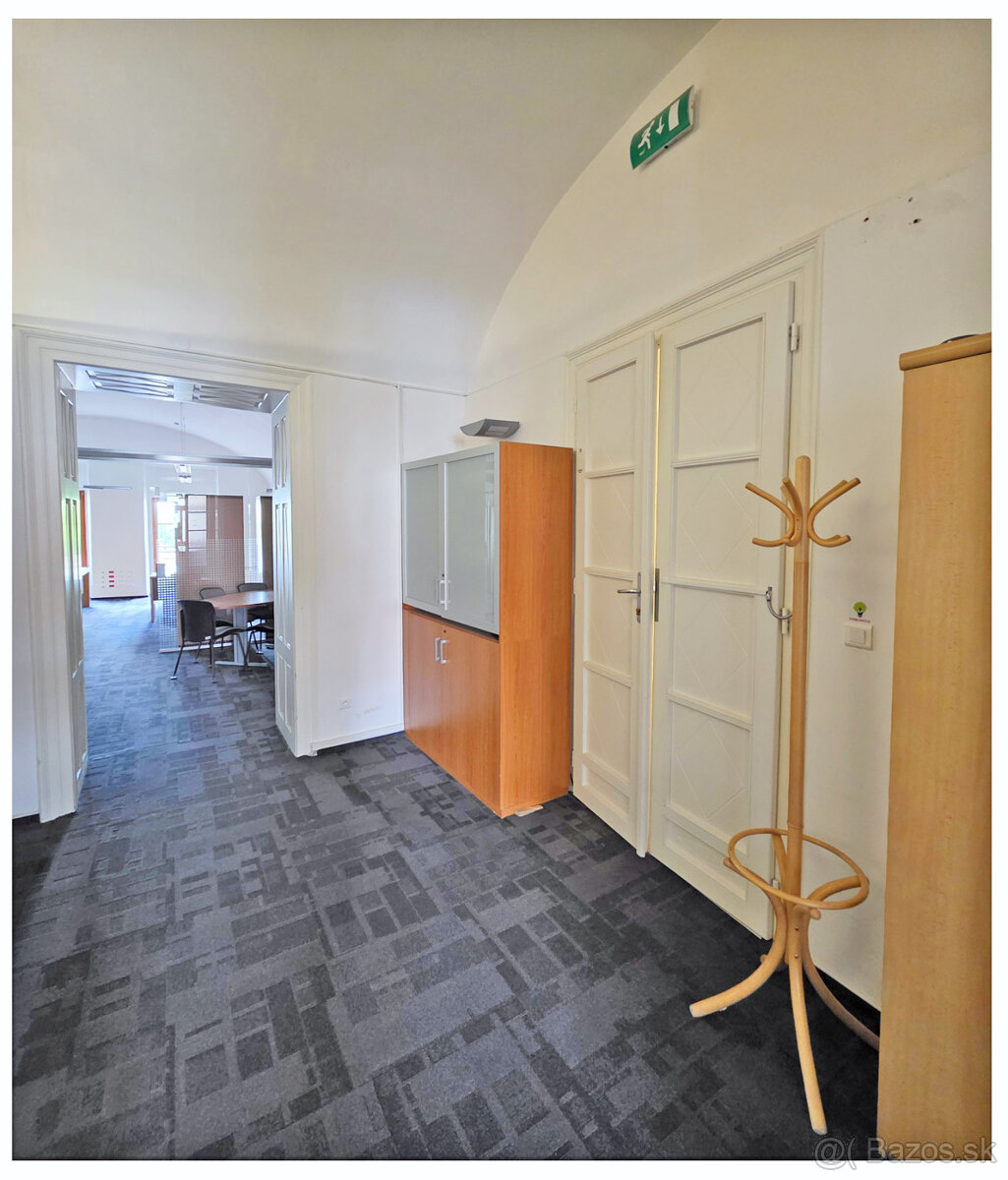 PRIAME CENTRUM / NÁMESTIE SNP BB / PRIESTORY / 131 m2 / - 8