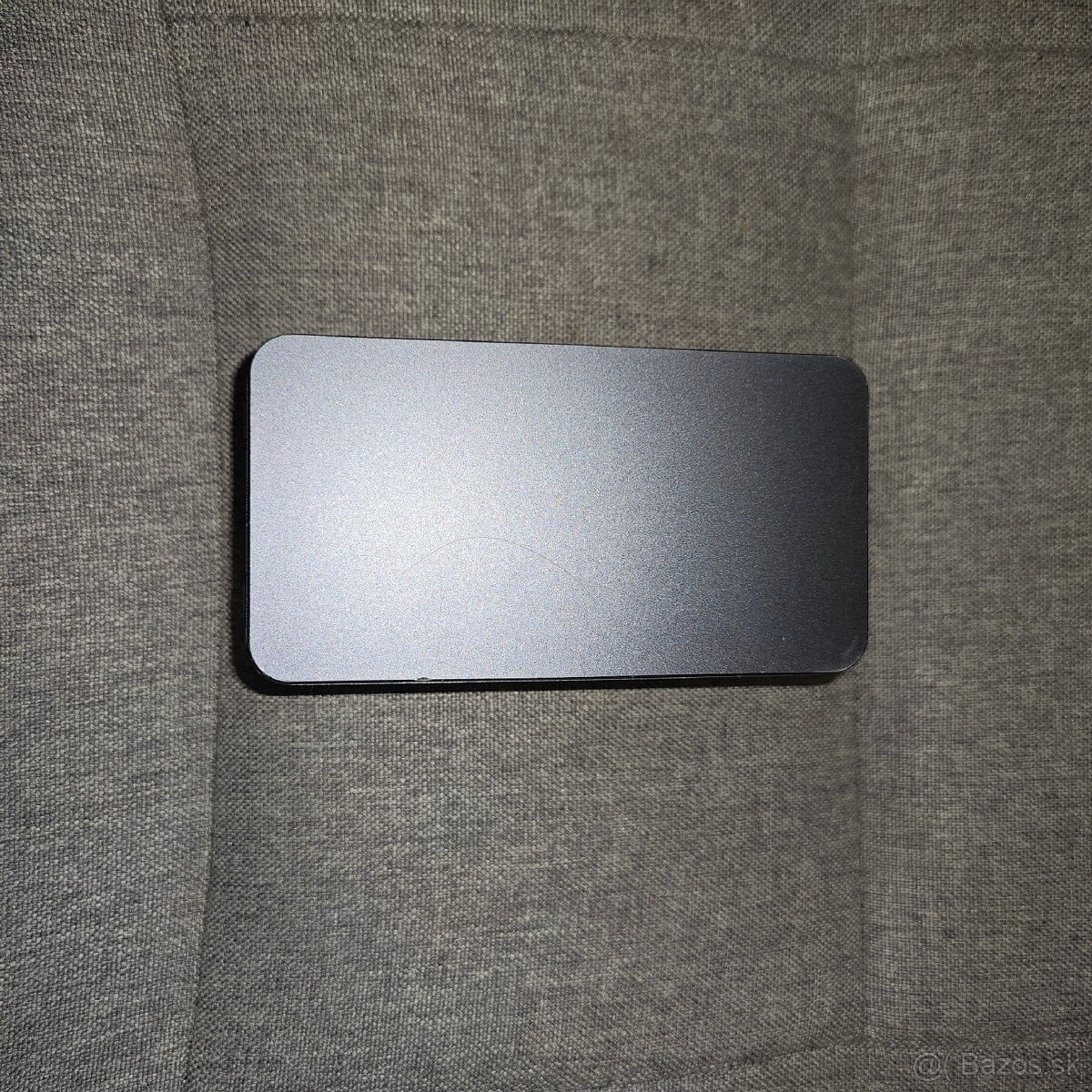 Rôzne USB-C huby, prezentačné zariadenia a príslušenstvo - 8