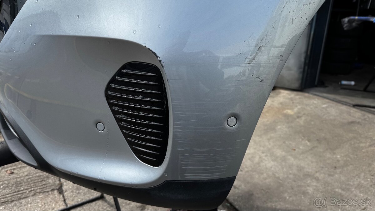 Mercedes EQC predný nárazník maska - 8