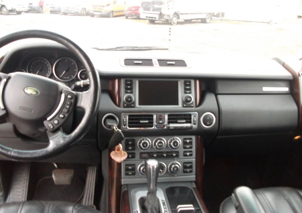 náhradné diely na: Range Rover Vogue 3.0 Td V6 Automatic 4x4 - 8