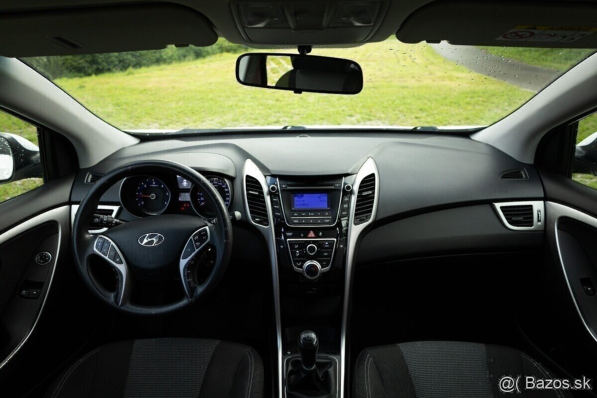 Hyundai i30 kombi - 8
