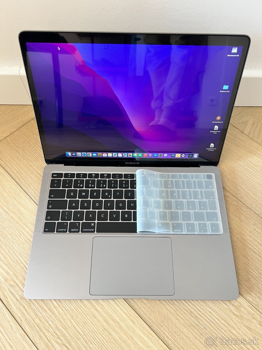MacBook Air 13" Retina SK Vesmírne sivý 2019 / výborný stav - 8