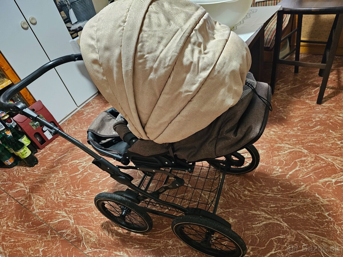 Výhodná výbava pre bábätko – autosedačka, kočík a ďalšie - 8