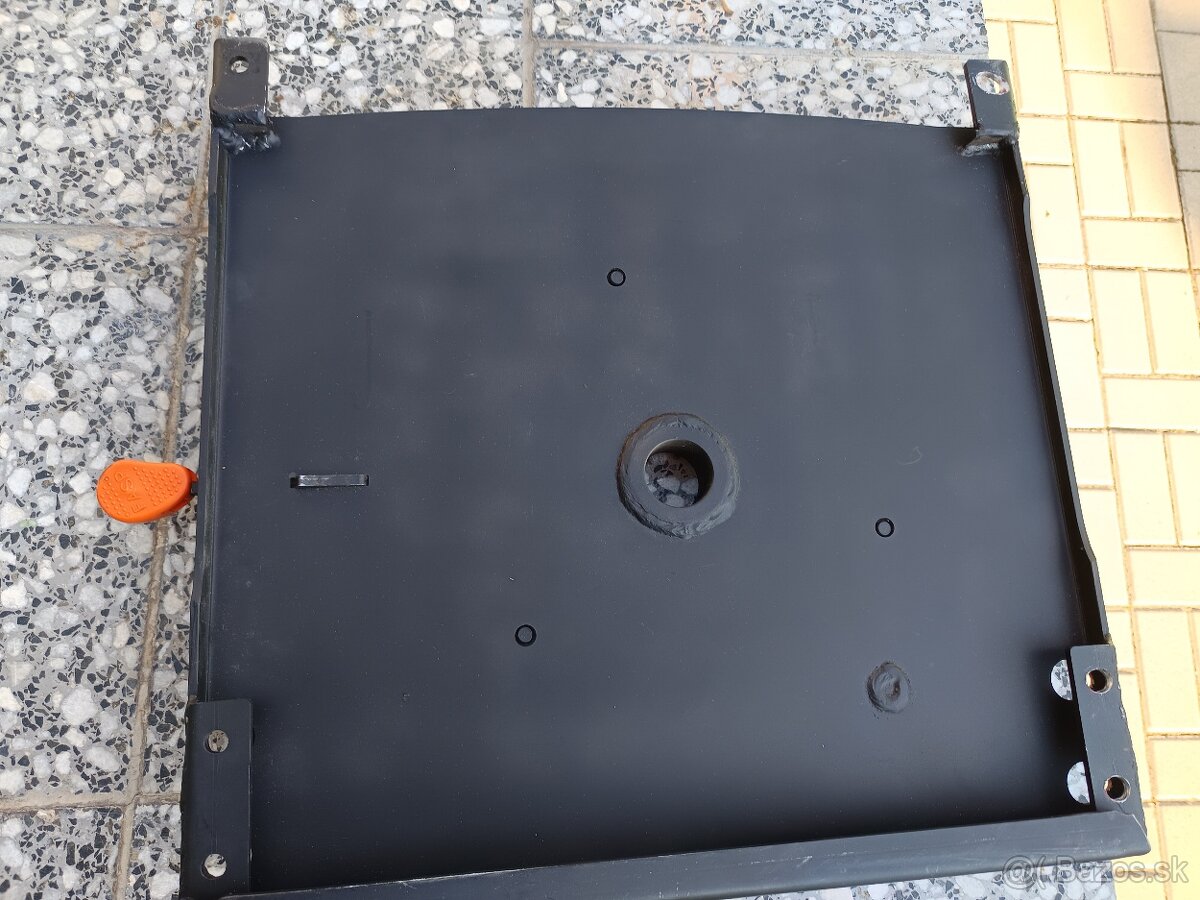 Otočná konzola na Fiat Ducato - 8