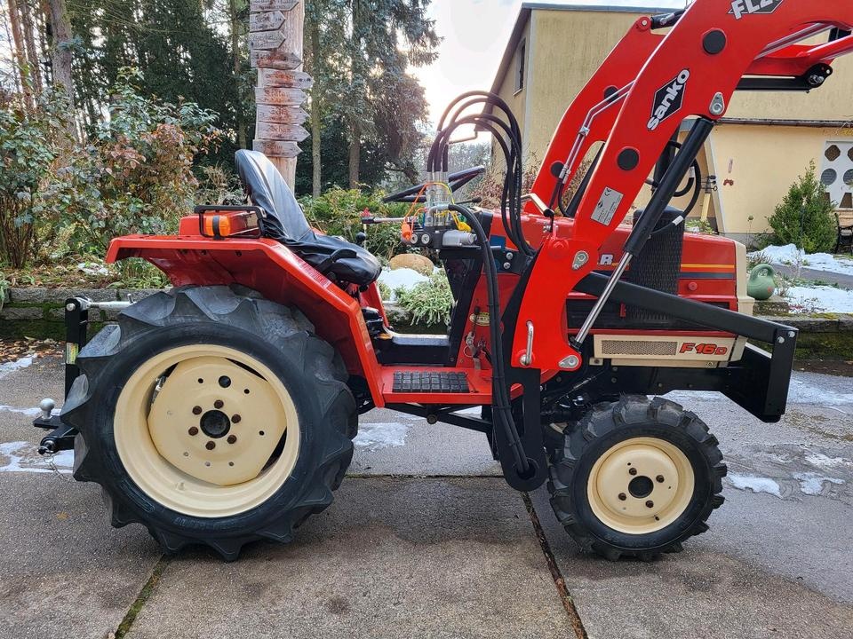 Traktor yanmar f16d - 8