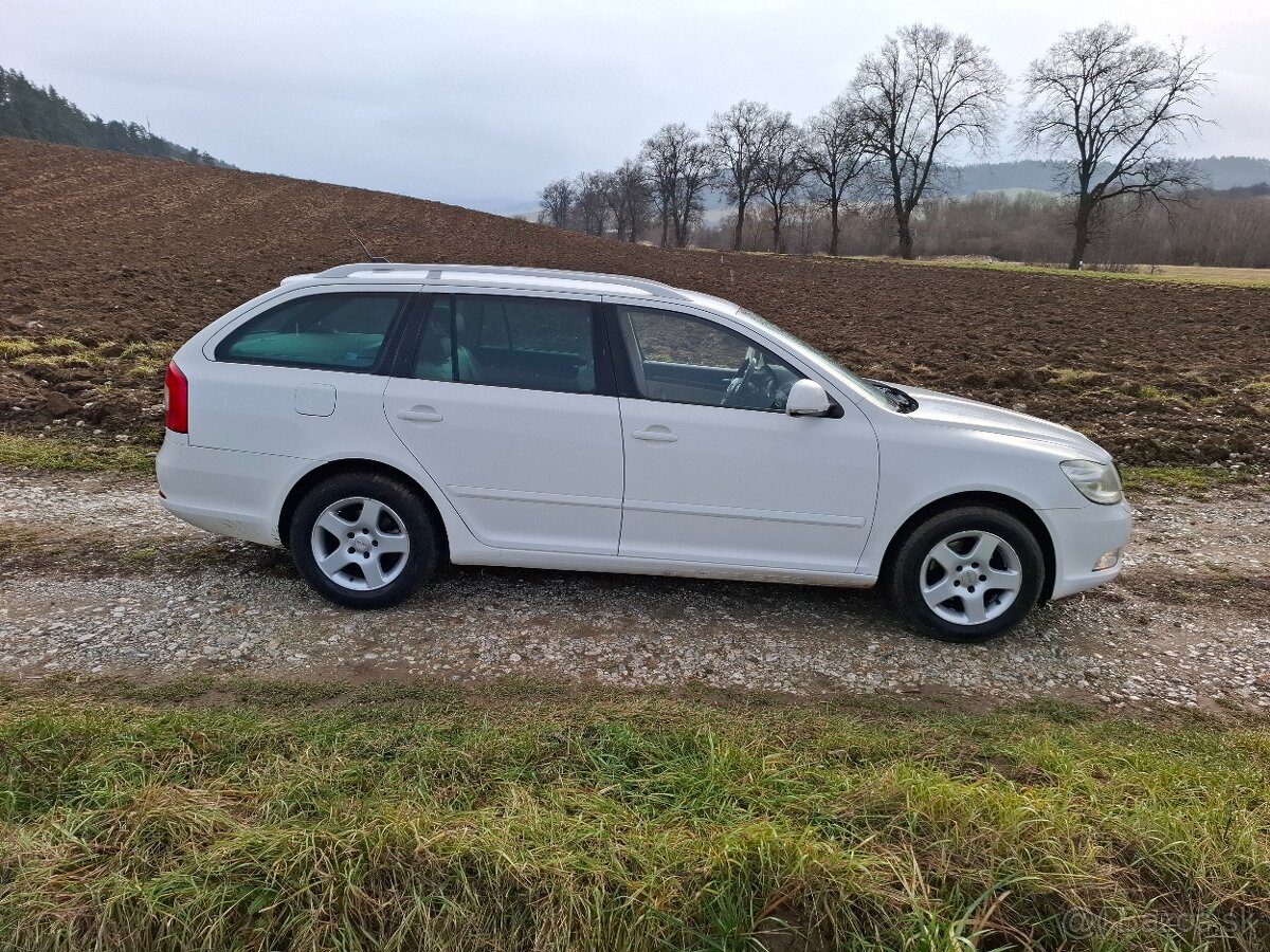 Škoda Octavia combi, 1.4 TSI 90KW DSG Automat - 8