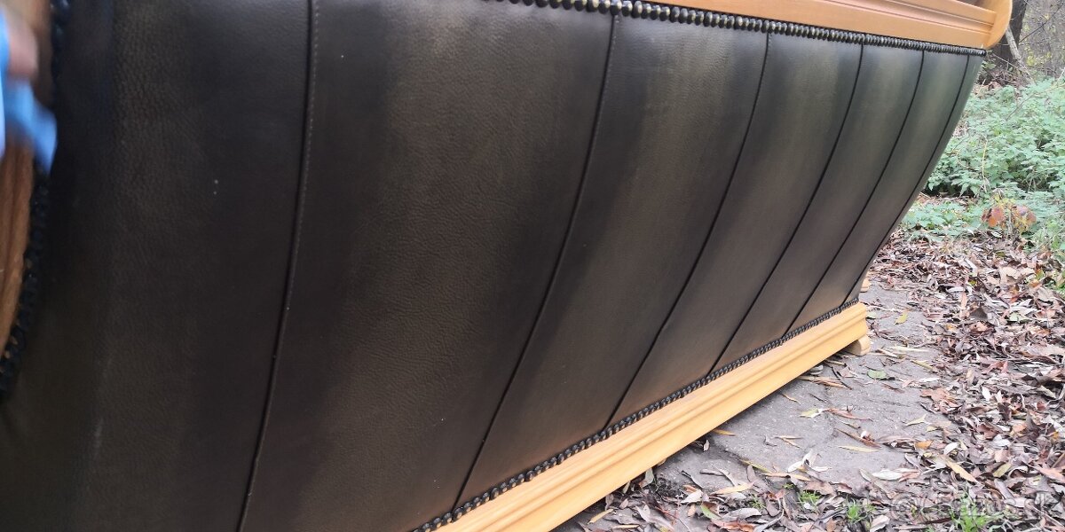 Kožená sedací souprava 3+1+1 s mas. dubovým dřevem TOP STAV - 8