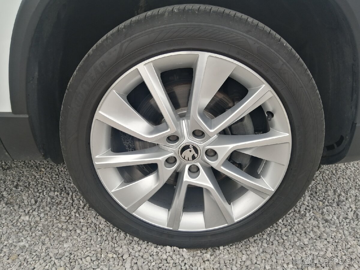 Skoda karoq 1.6 style, panorama, el. ťažné, canton - 8