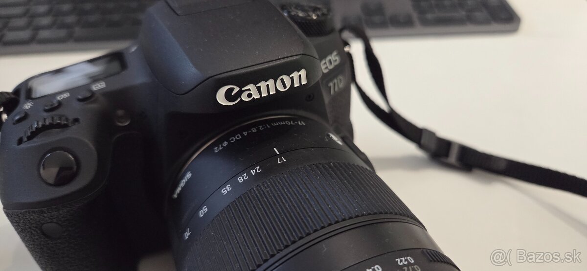 Canon EOS 77D - 8