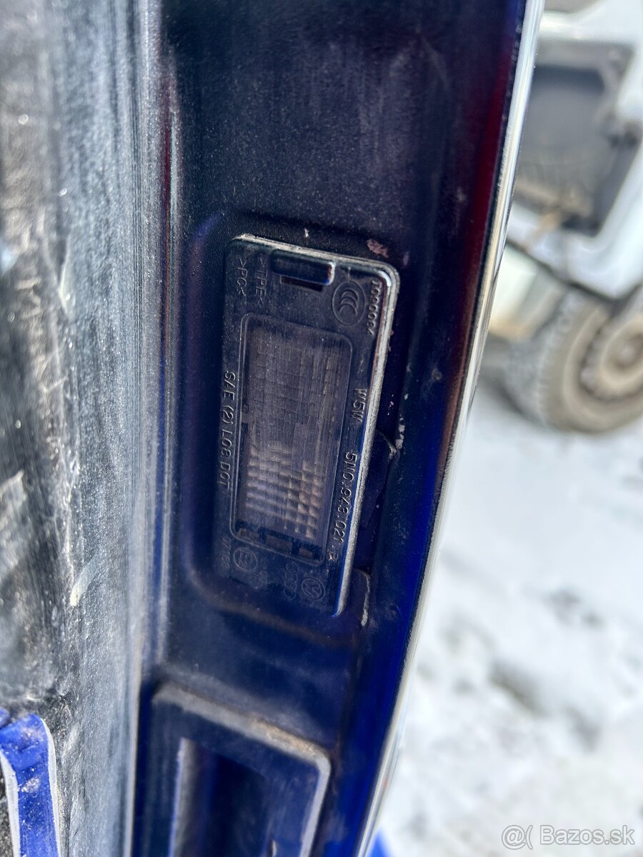 Páté dveře Škoda Octavia 3 kombi černá - 8