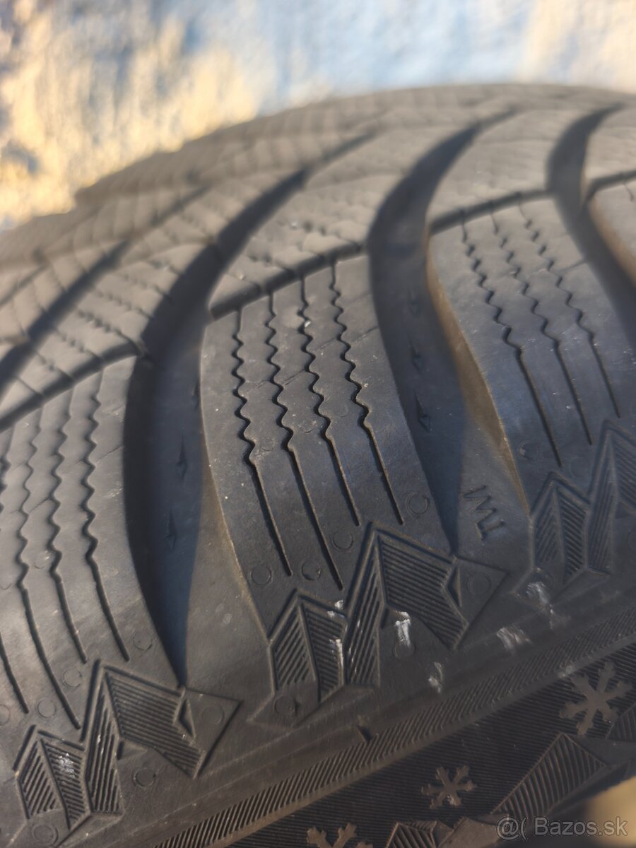 Zimné pneumatiky 215/65 R17 - 8