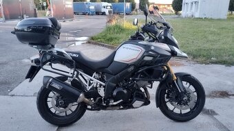 Suzuki Vstrom DL 1000 - 8