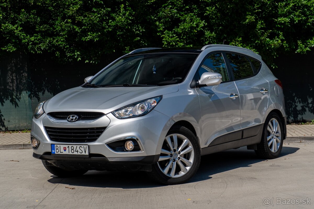 Hyundai ix35 2.0 CRDi VGT Premium 4x4 A/T 2010 - 8