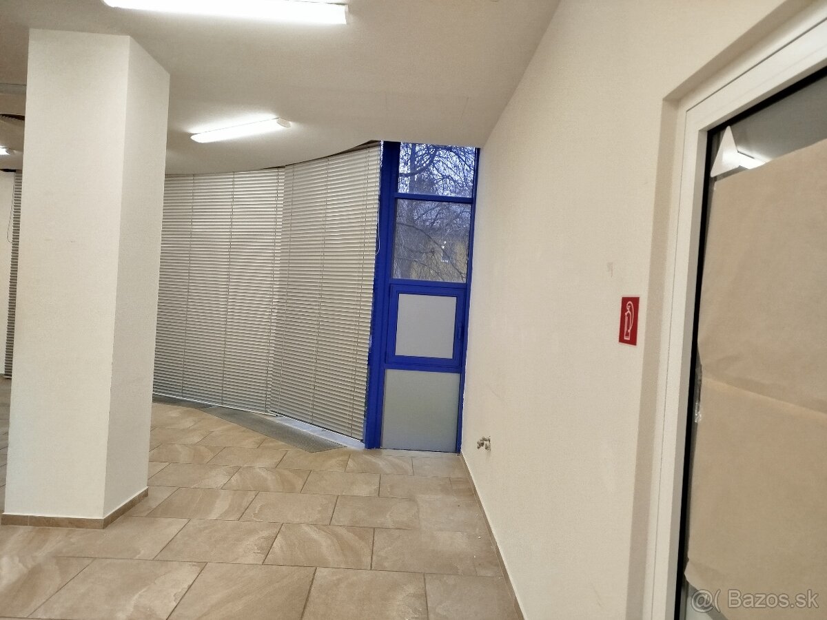 Priestor na prenájom - 8