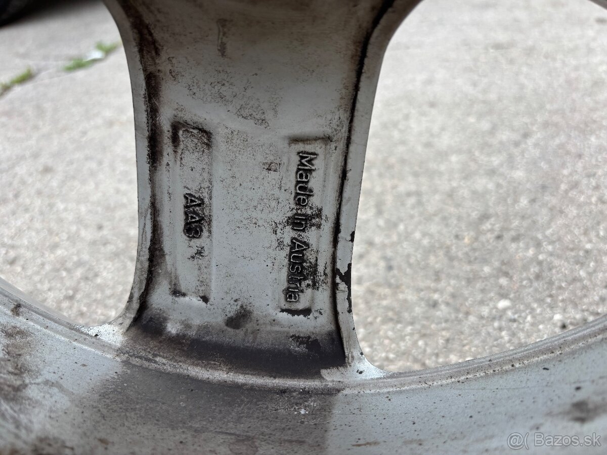 Audi originál disky 205/50 R17 - 8