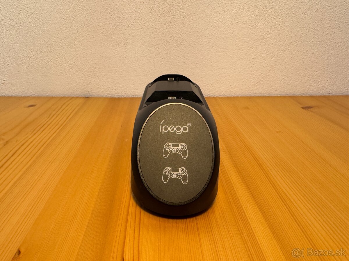 Predám Playstation 4 500GB + Controller - 8