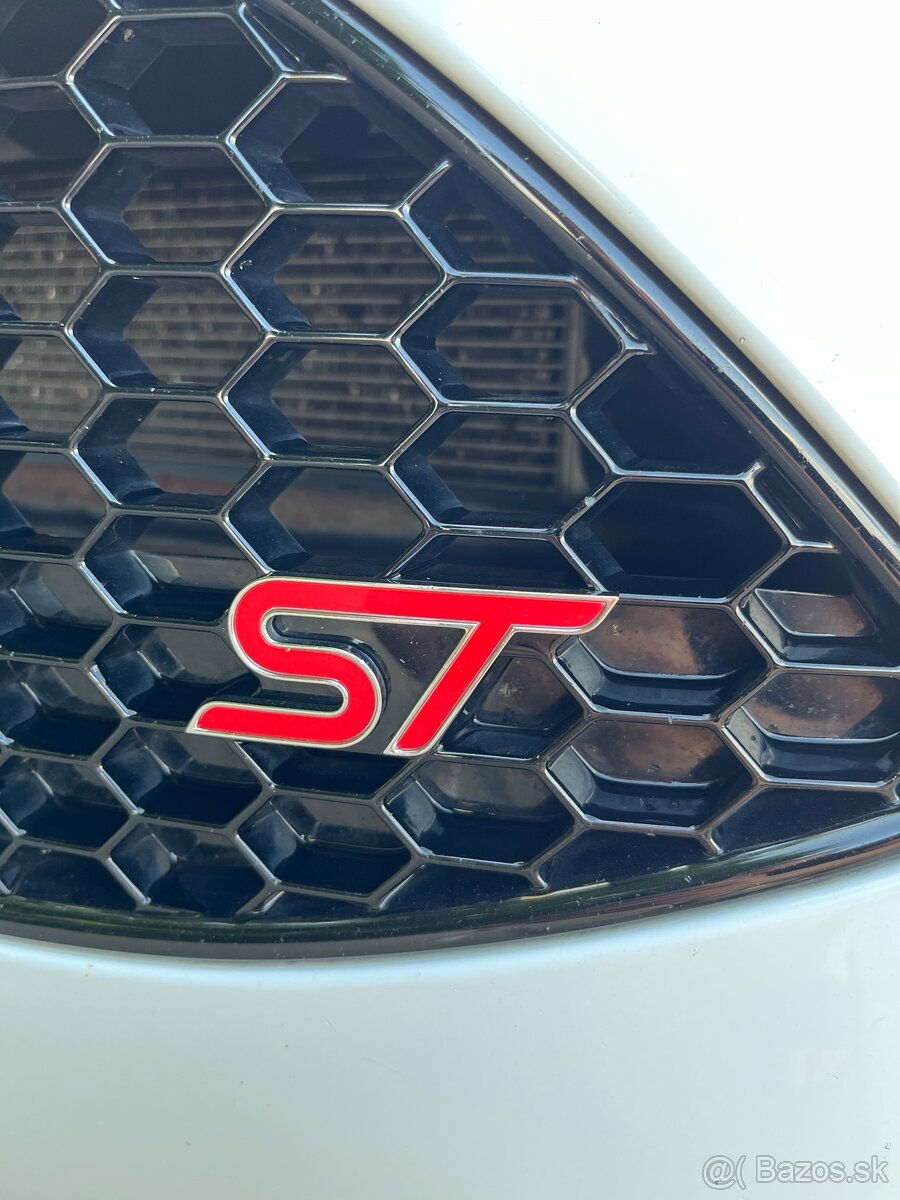 Ford Fiesta ST - 8