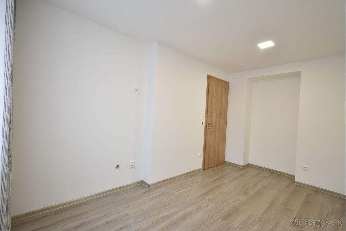 Pezinok: na predaj byt v centre mesta - 8