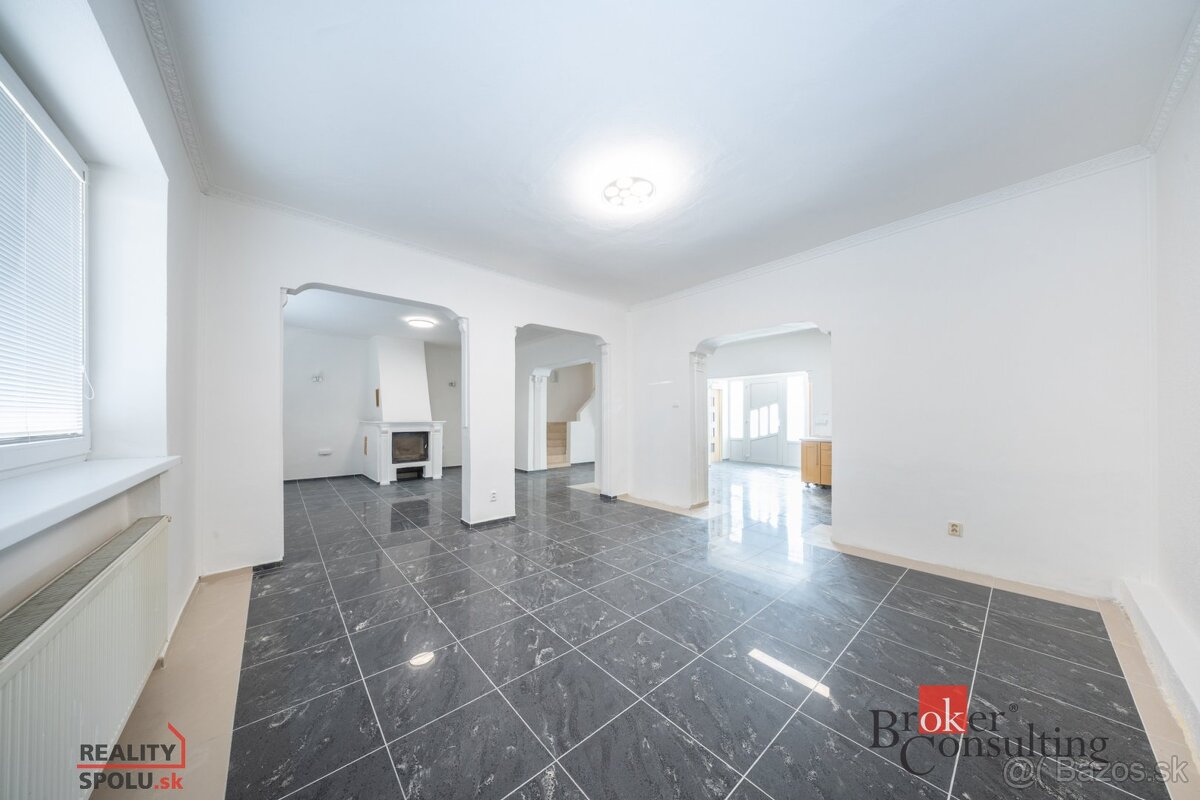 Na predaj rodinný dom - 8