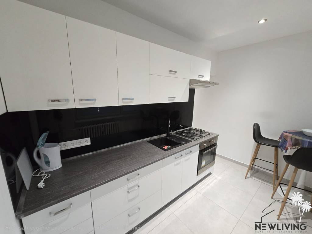 NA PREDAJ 2 izbový byt Hviezdoslavova Nové Mesto nad Váhom - 8