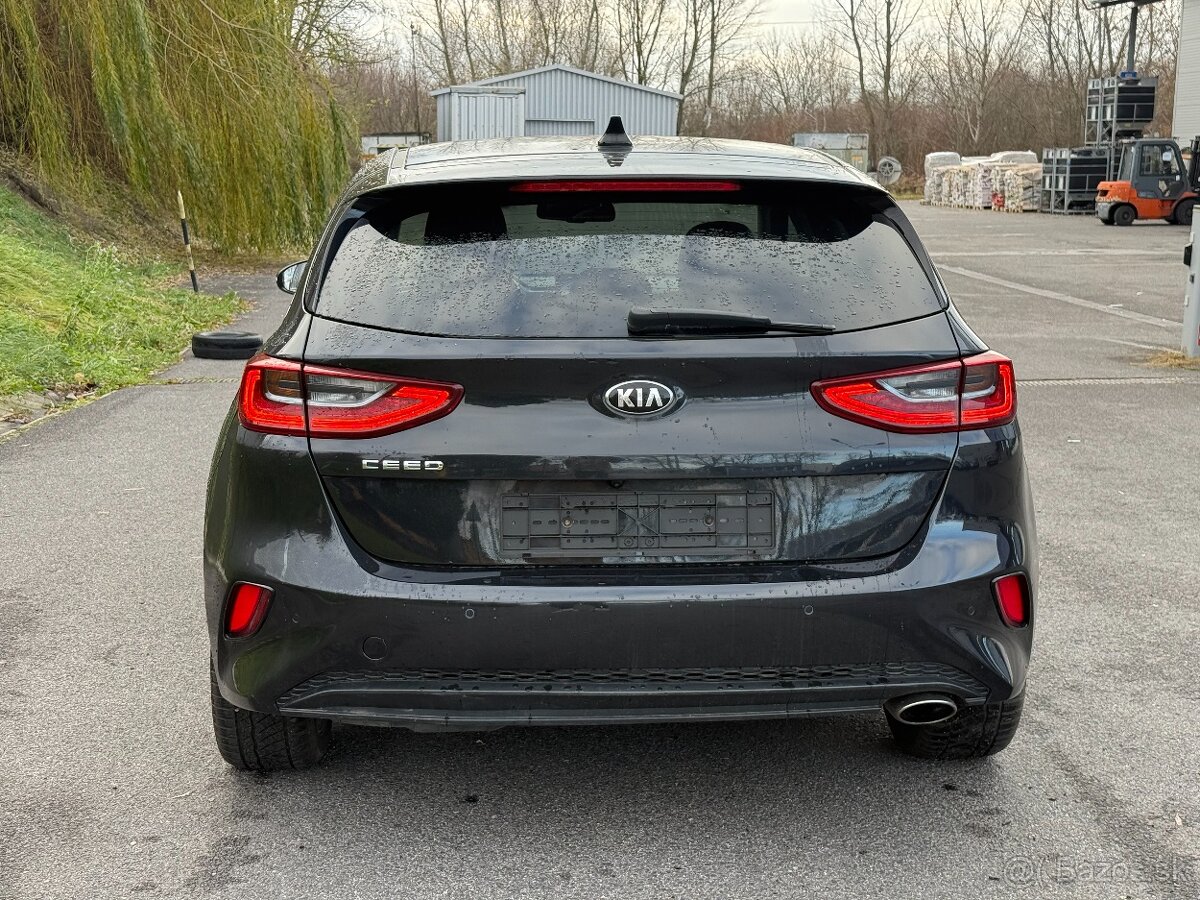 Kia Ceed SW 1.6 CRDi Silver M6.85KW - 8