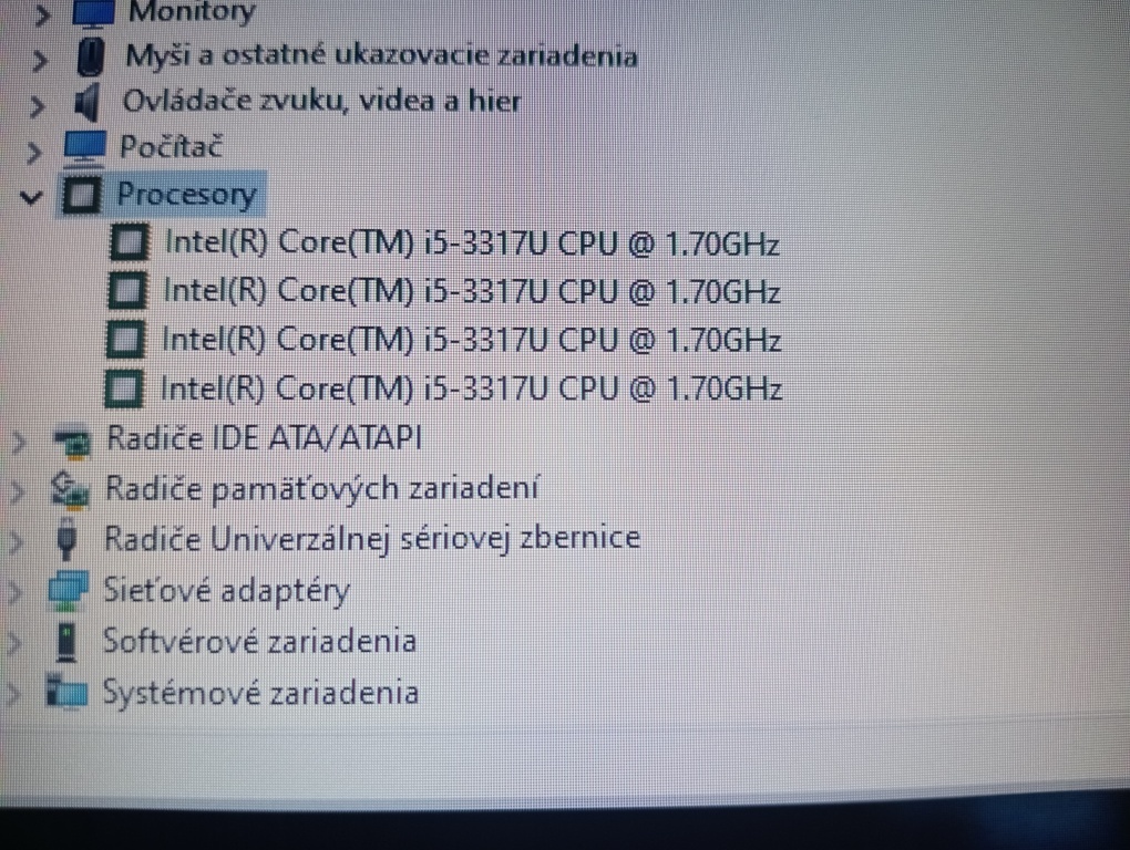 predám notebook Dell Inspiron - Intel core i5 -8gb ram - ssd - 8
