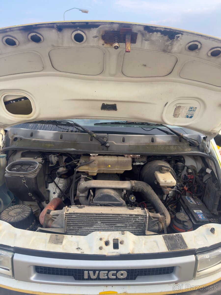 Iveco Daily 2.8 odťahovka - 8