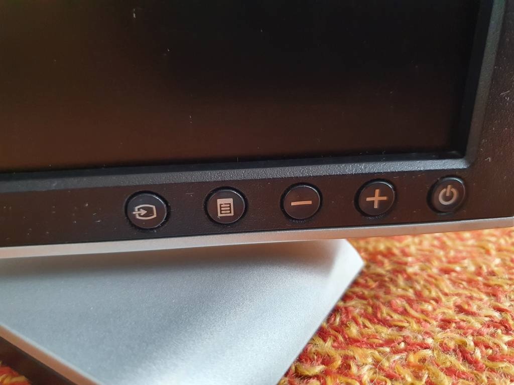 PC Dell, 19" monitor Dell, Windows 10, Office,príslušenstvo - 8