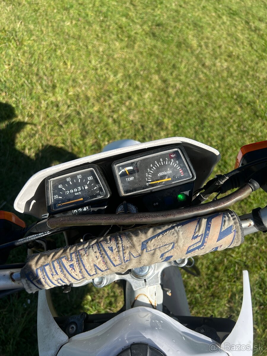 Yamaha DT125R - 8