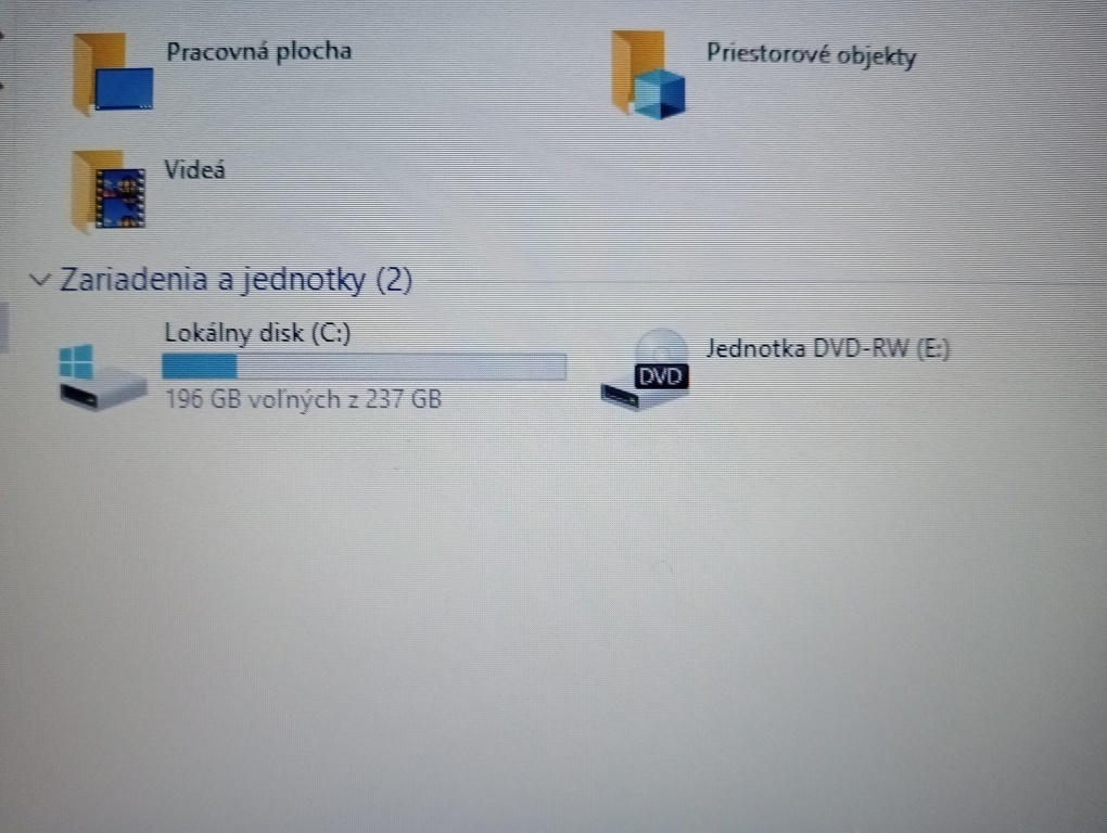 predám HP probook 640 G1 ,Intel® Core™ i5 ,16gb ram ,ssd - 8