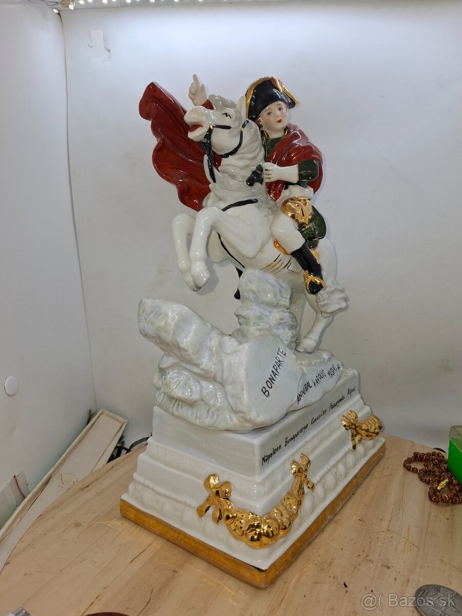 Predám starú porcelánovú sochu Napoleon Bonaparte Neundorf V - 8