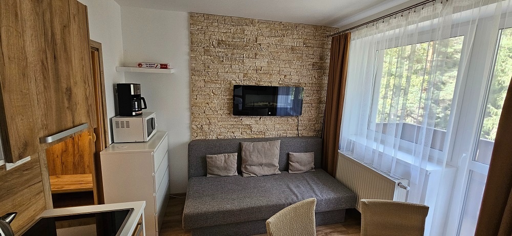 Apartmán aj s podielom na Wellnesse, Liptovský. Ján - 8