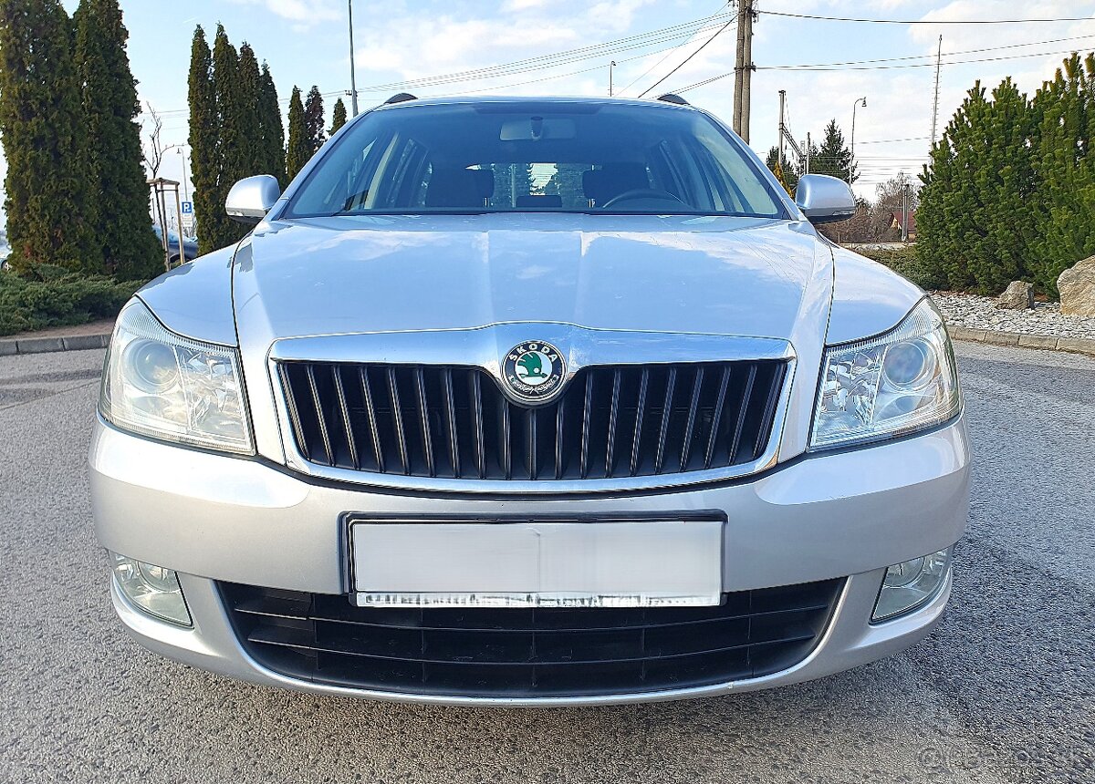 Škoda Octavia Combi 1.6 TDI CR DPF Ambiente - 8