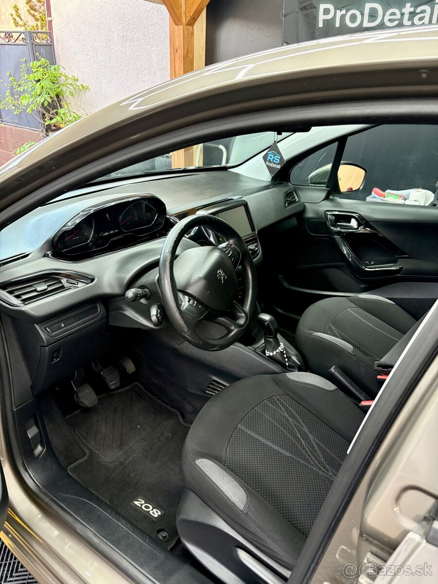 Peugeot 208 1.4hdi - 8