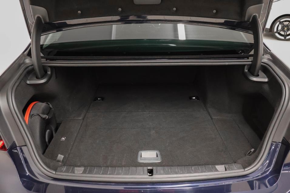 BMW 745Le xDrive - Head-Up, Laser, Masáž - 8