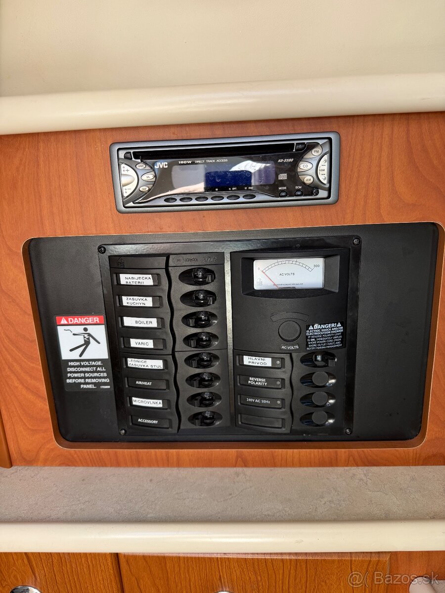 Bayliner 265 - 8