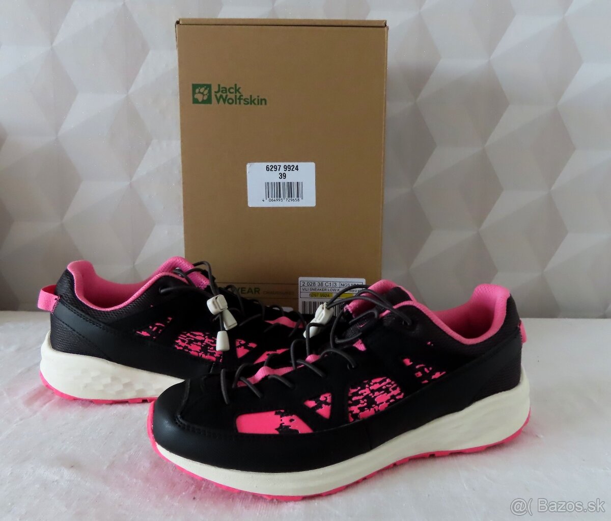 2x dámske tenisky veľ.39, Jack Wolfskin a iné od 19€ - 8